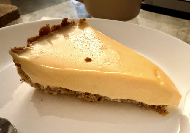 4 Easy Keto Desserts You Can Make at Home (Low-Carb, Sugar-Free & Delicious)